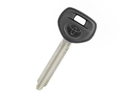toyota-pickup-genuine-key-without-chip-90999-00200