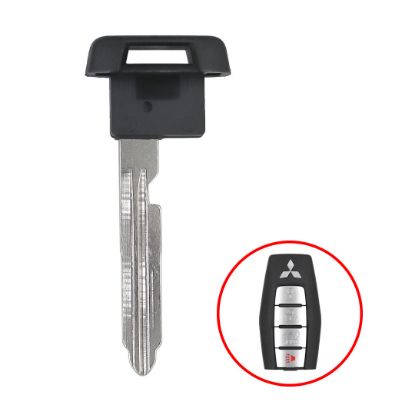 mitsubishi-outlander-2022-smart-remote-key-blade-6370c465