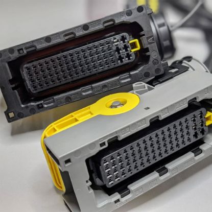 New Alientech KESS3 ­Cable This cable can be used on VOLVO and Renault Trucks equipped with TRW EMS2.2 Gen2, TRW EMS2 E5, TRW EMS2.3, TRW EMS2.4