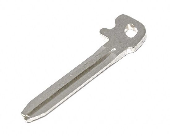 New Aftermarket Toyota Yaris 2014 Replacement Smart Key Remote Blade High Quality Best Price | Emirates Keys