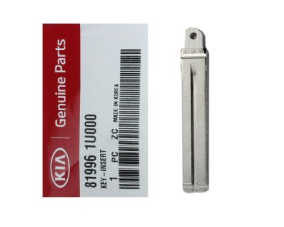 New KIA Sorento 2012-2015 Genuine/OEM Flip Remote Key Blade TOY40 Manufacturer Part Number: 81996-1U000  | Emirates Keys