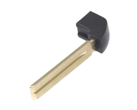 New Aftermarket Toyota Hilux 2016 Smart Key Blade For Remote Key  High Quality Best Price | Emirates Keys