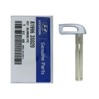 New Hyundai Kia Genuine/OEM Smart Key Remote Blade TOY48 Manufacturer Part Number: 81996-3S020 - 81999-3M020 OEM | Emirates Keys