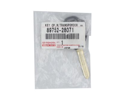 New Toyota Warda Genuine/OEM Remote Key Shell 4D 4 Buttons OEM Part Number: 89752-28071, 8975228071 | Emirates Keys