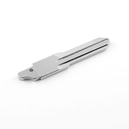 New Aftermarket Renault Flip Remote Key Blade HU136 High Quality Best Price | Emirates Keys