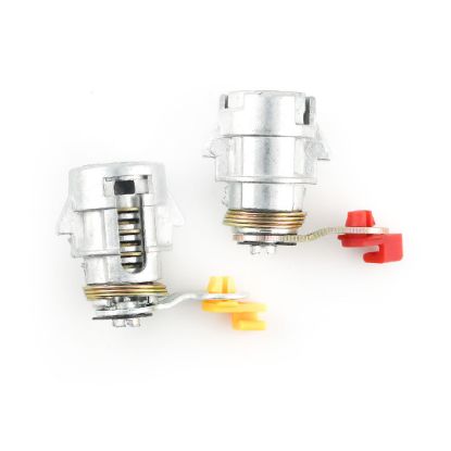 New Aftermarket Toyota Hilux RN80 1989 Door Lock - Compatible Part Number:  6905135030 / 6905235030 | Emirates Keys