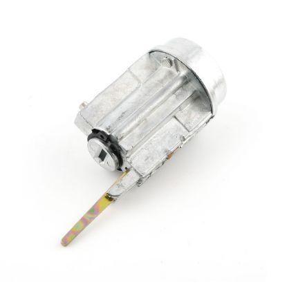 New Aftermarket Toyota Hilux RN80 Ignition Lock Cylinder - Compatible Part Number: 6905735030 / 6905789116 / 6905789118 | Emirates Keys