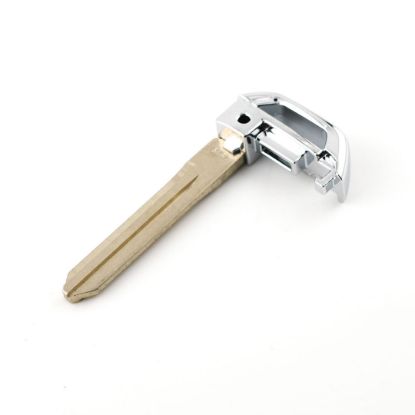 New Kia Seltos Genuine / OEM Smart Remote Key Blade OEM Part Number: 81996-Q6130, 81996Q6130 | Emirates Keys