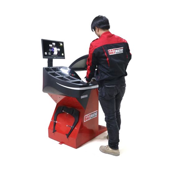 New GATmatic KWB-950 Wheel Balancer Machine High-precision Wheel Balancer Features A User-friendly Interface That Provides Fast Floor-to-floor Cycle Time | Emirates Keys