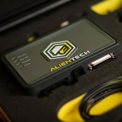 ALIENTECH-KESSv3-device-OBD,-Bench-and-Boot-Programming-is-the-powerful-tool-that-allows-the-READING-&-WRITING-of-the-ECU-found-in-Automobile,-Motorcycle